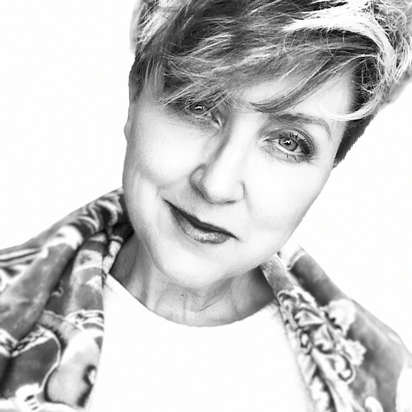 Meet your Posher, Erin - Picture 7 of 8